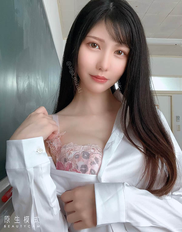 蓝牙みずき（蓝牙水月）品番作品MIDV-029介绍及预览-六集图