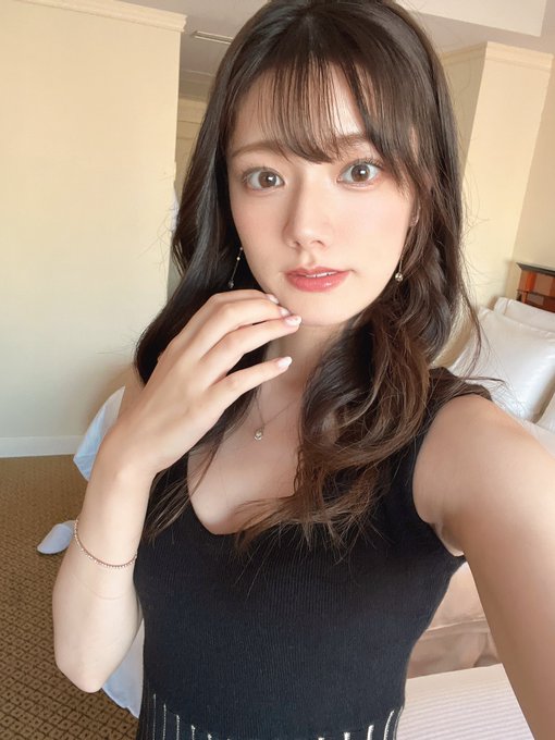 宫下玲奈(Miyashita-Reina)个人资料及作品midv-247介绍预览-六集图