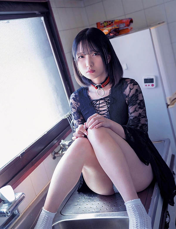 日本女大生《日泉舞香》精选作品推荐介绍及封面预览